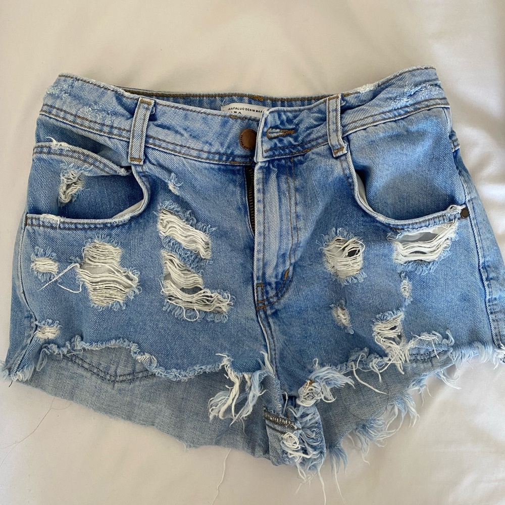 ZARA ripped jeans shorts